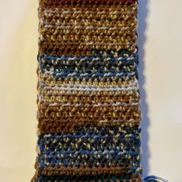 New Handmade scarf
Boy scarf 5” x 55” long - Picture 2 of 2